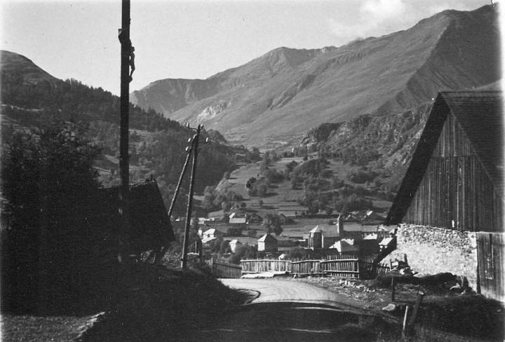 Le bourg depuis les Granges 